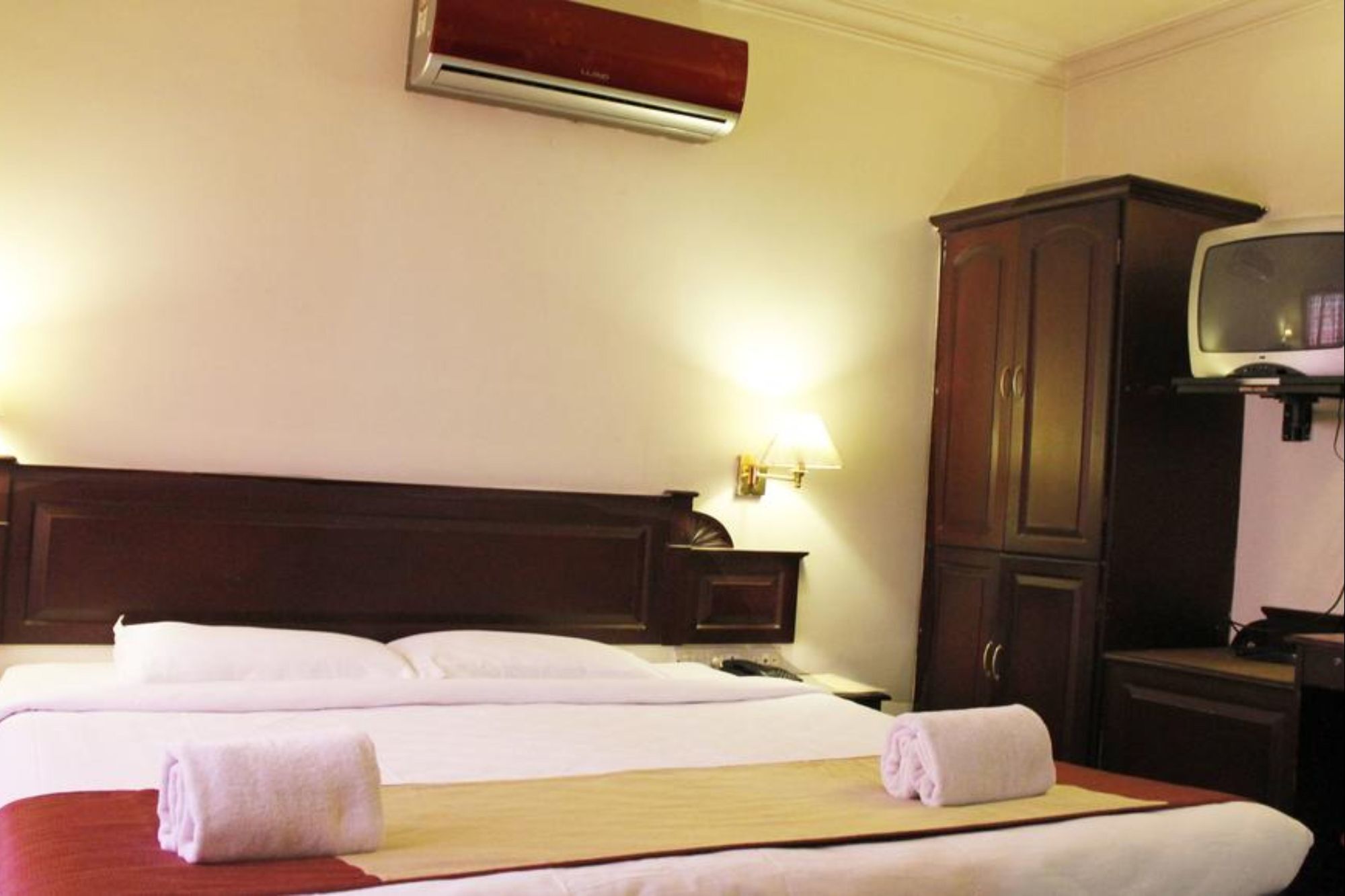Hotel Archana Inn Коччи Экстерьер фото